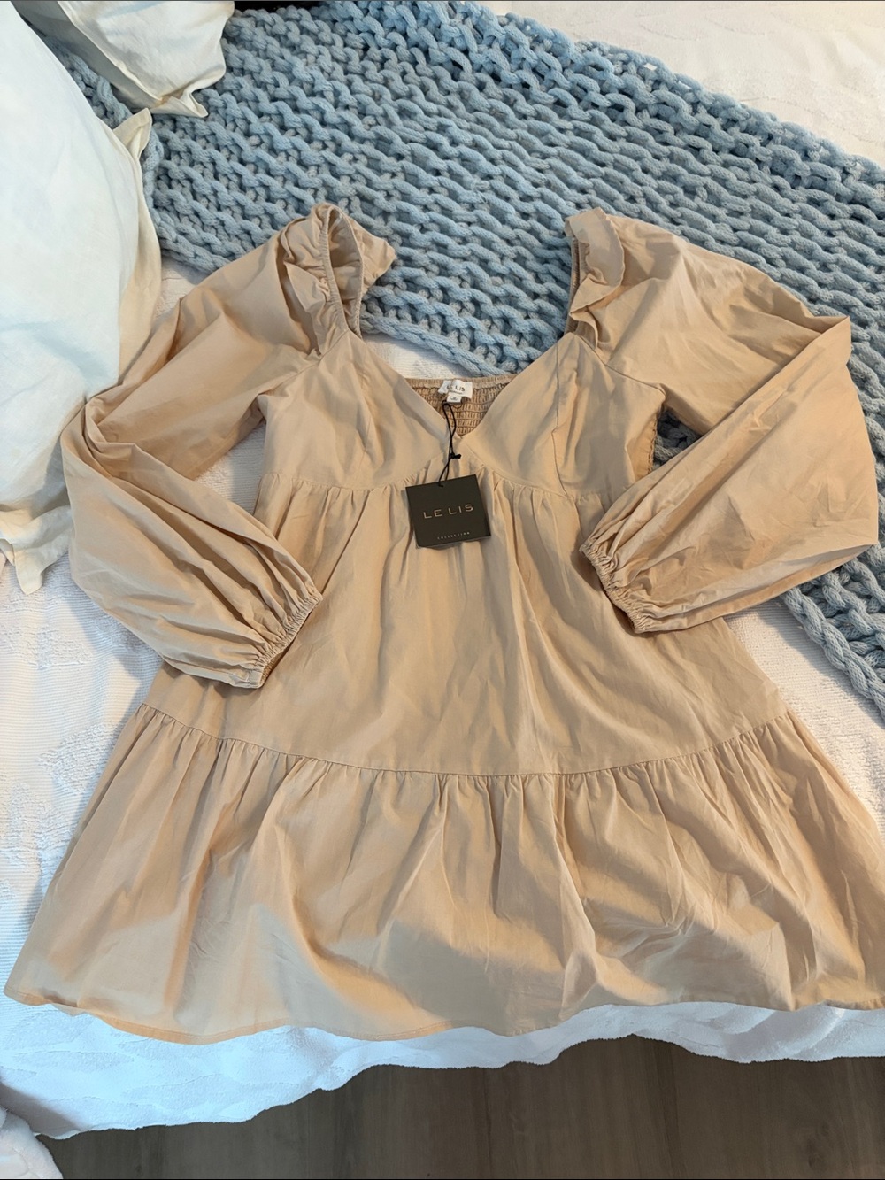 Le Lis Neutral Beige Puff-Sleeve dress